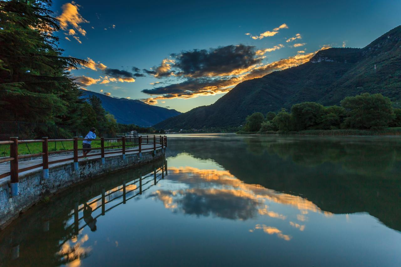 Casa Vacanza Residence Lago Di Endine Monasterolo del Castello Exterior foto